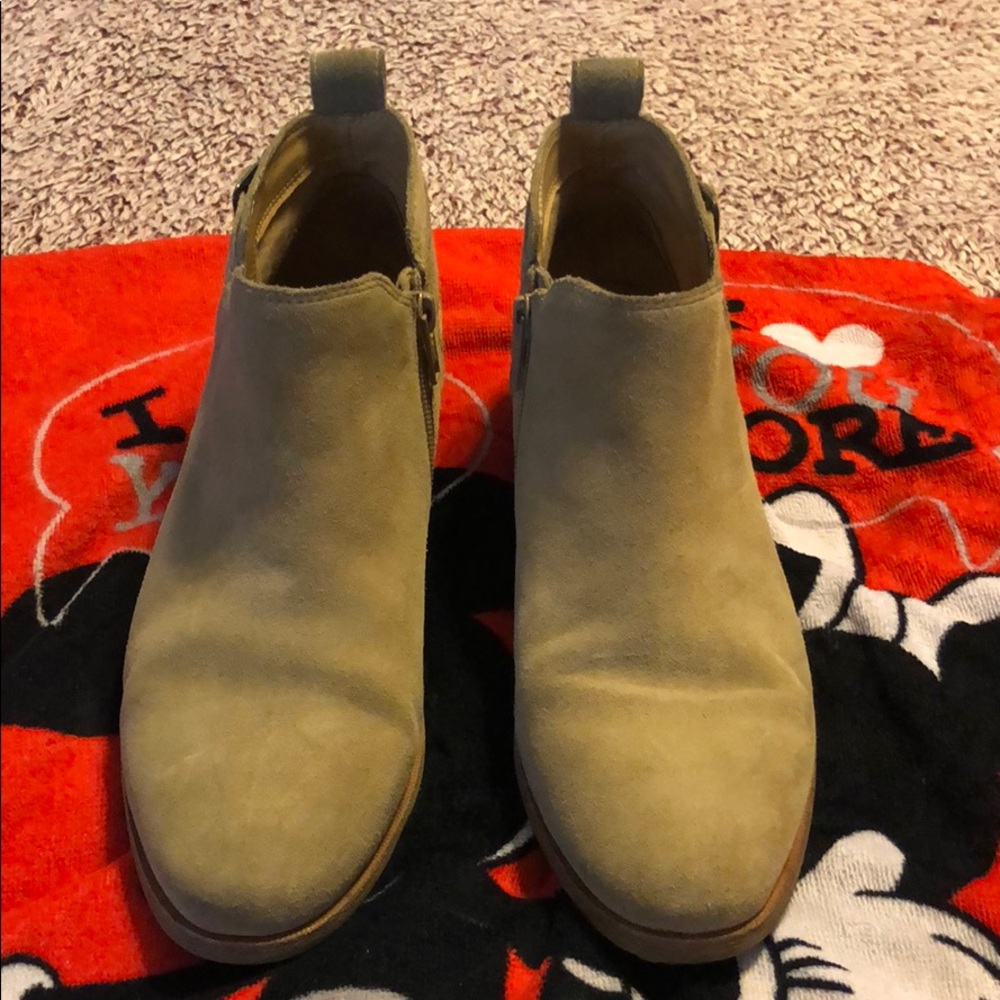 Ugg ankle Boots